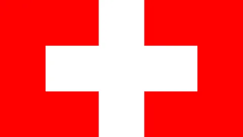 CBA第26轮精彩瞬间：道格拉斯惊人扣篮夺眼球