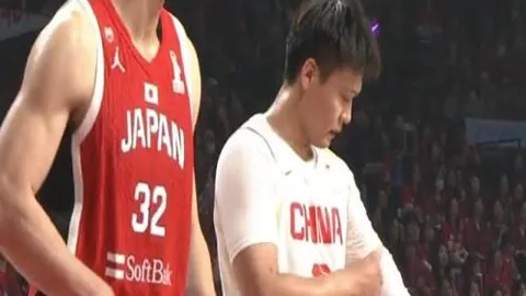 “香港启德体育园斯诺克大赛，中国选手九人集结迎战——环球时报报道”